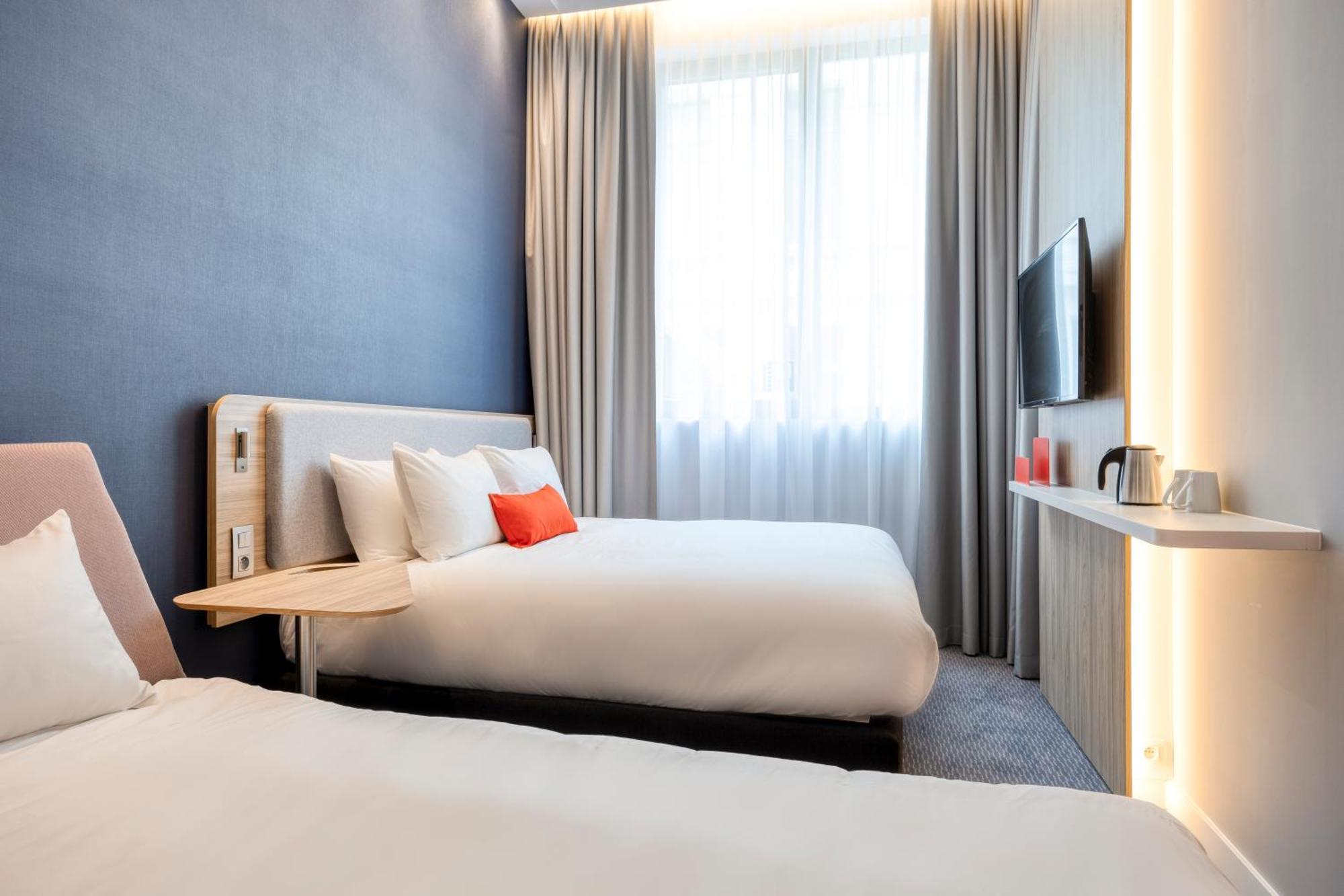 Holiday Inn Express Antwerp - City Centre By Ihg Exterior photo